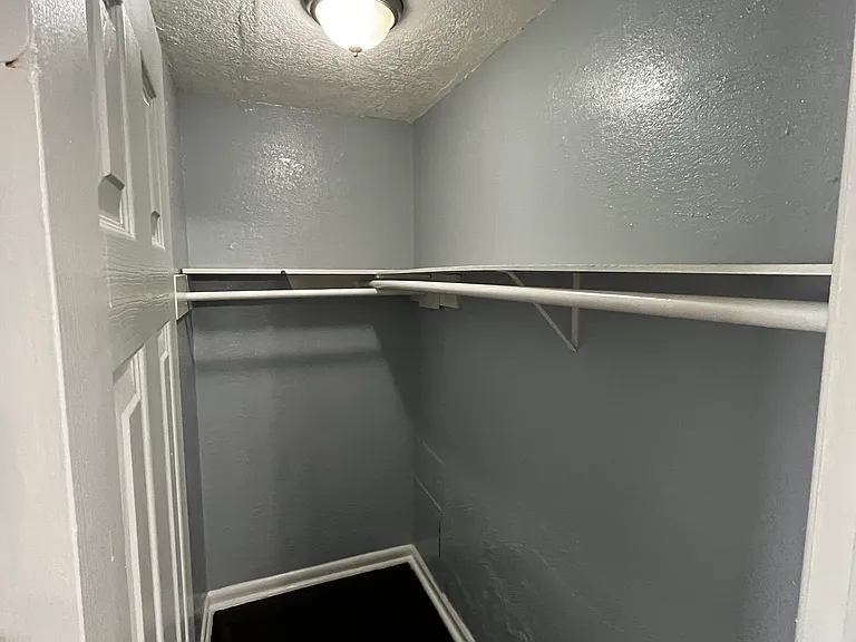4315 Jack St #7 — Photo 9