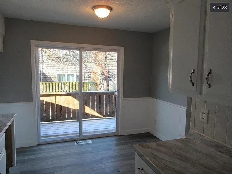 3331 Bridge Manor Dr — Photo 6