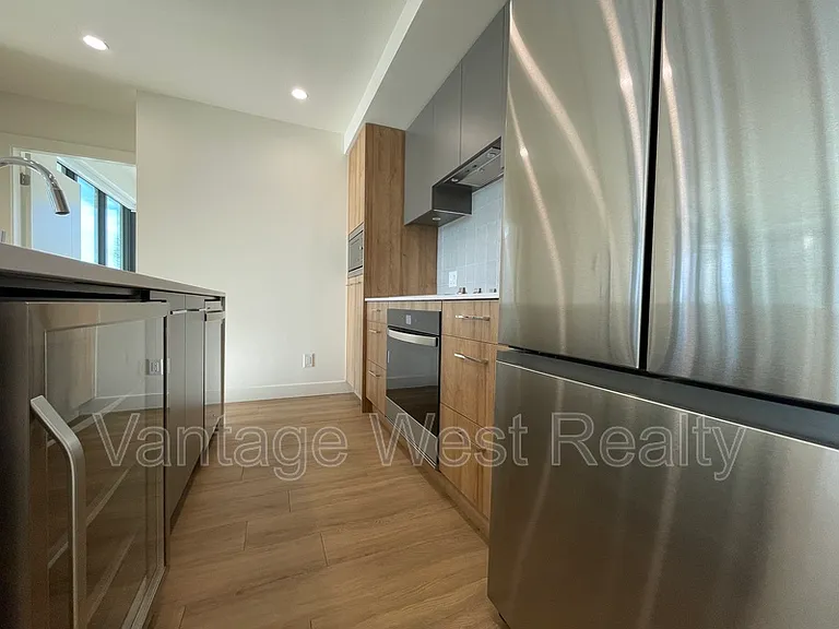 3699 Capozzi Rd #306 — Photo 2