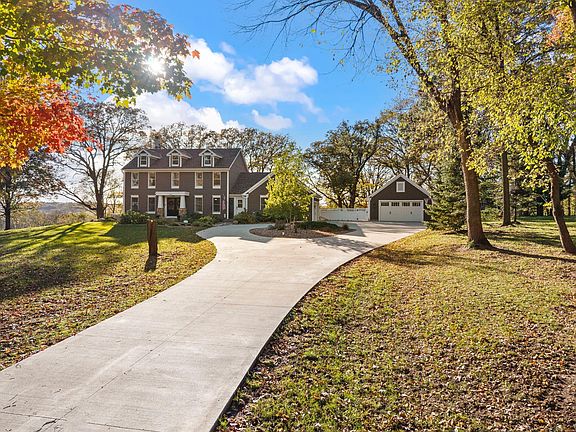 4th image of 2300 Overlook Ct N