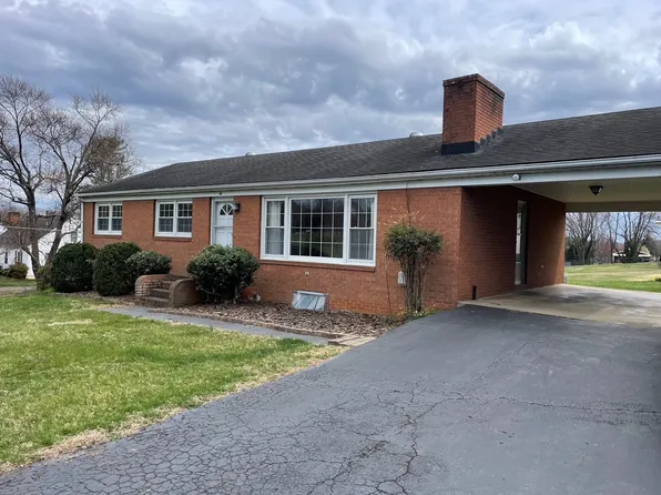 40 Maple Dr, Madison, VA 22727