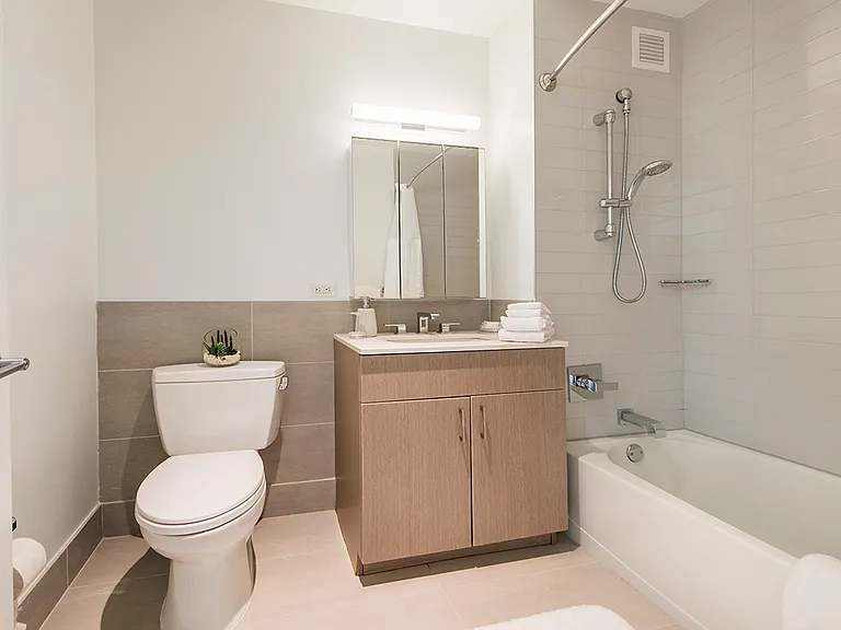 6155 Junction Blvd #10R — Photo 7