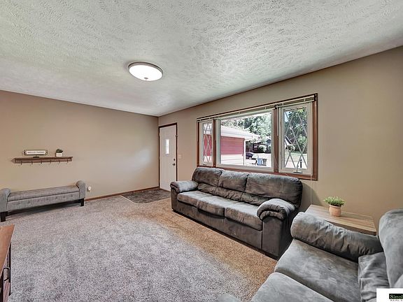 5th image of 1701 N 76th St