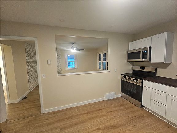 5th image of 247 W Hickory St