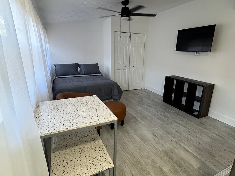 4111 Carson St NE — Photo 14