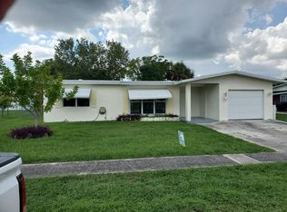 2215 Bragg Ct, Pt Charlotte, FL 33952