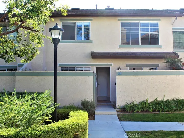 42 Columbia #11, Irvine, CA 92612