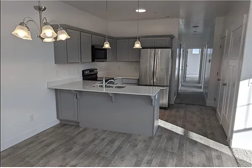 451 N 360 W #230 Photo 1