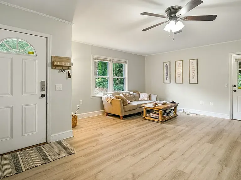 125 Clemson St — Photo 3