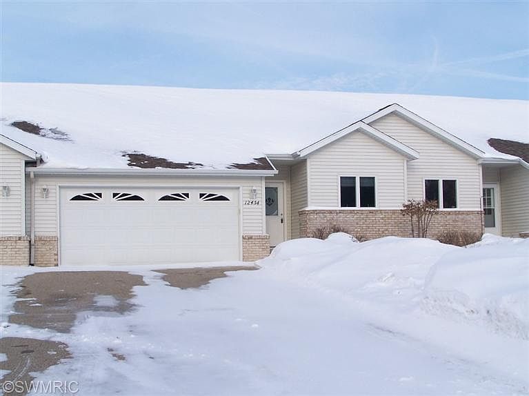 1st image of 12454 Bayview Dr