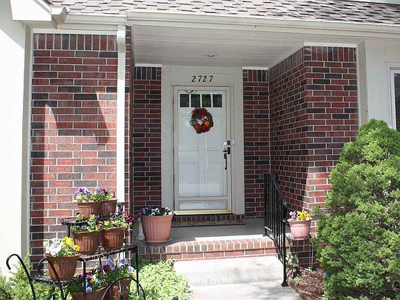 2nd image of 2727 N Dublin Ct