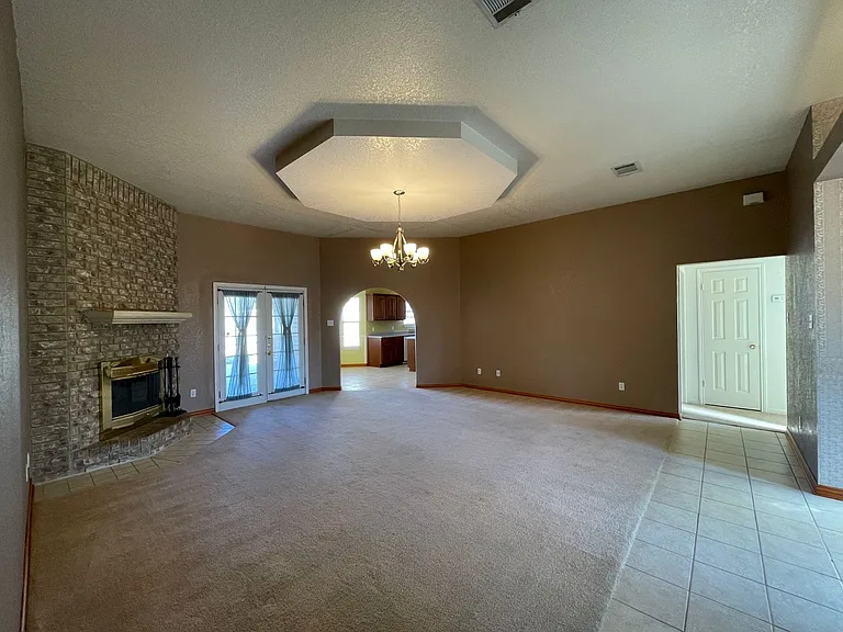 5001 Addie Dr — Photo 4