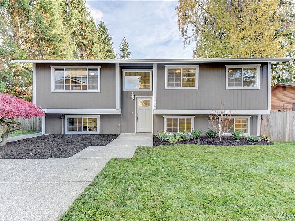 1st image of 17733 Spruce Way