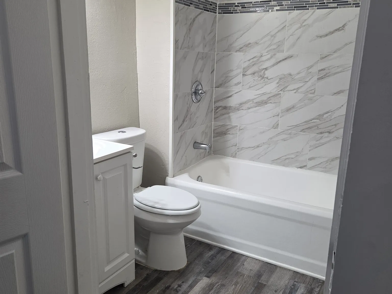Studio, 600 sqft, $995 — Photo 4