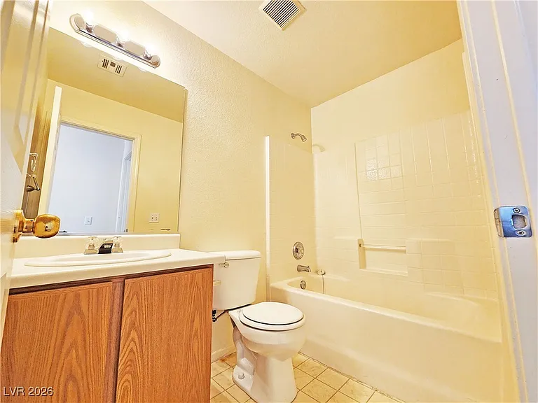 1850 Pershing Ave #B — Photo 12