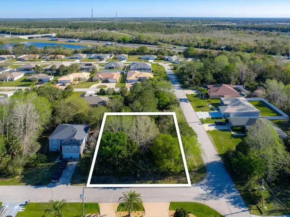 2 Bishop Ln, Palm Coast, FL 32137