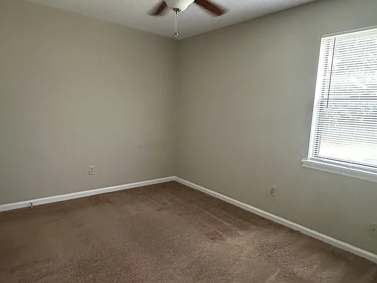 804B Park Ave N — Photo 10