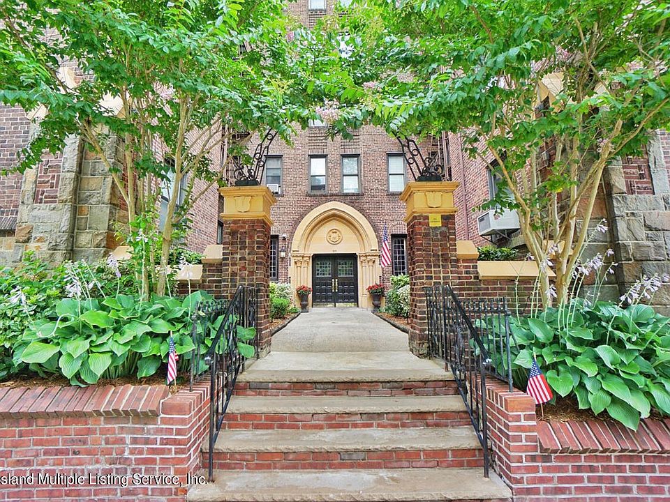 1st image of 215 Hart Blvd APT 6F