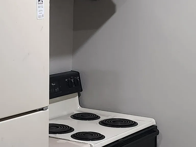 3421 Shanks Ln #3 — Photo 5