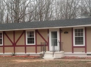 471 Ivy Rd, Howardsville, VA 24562