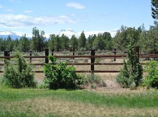 69975 Holmes Rd, Sisters, OR 97759