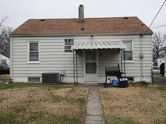 4th image of 2640 E 28th St