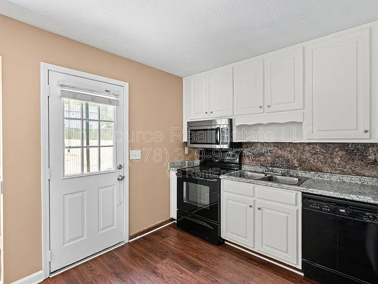 1321 Timbercrest Dr — Photo 12