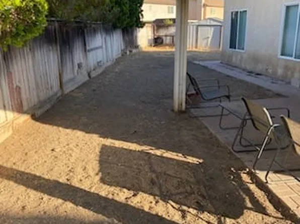 1639 Apple Blossom Way, Hemet, CA 92545