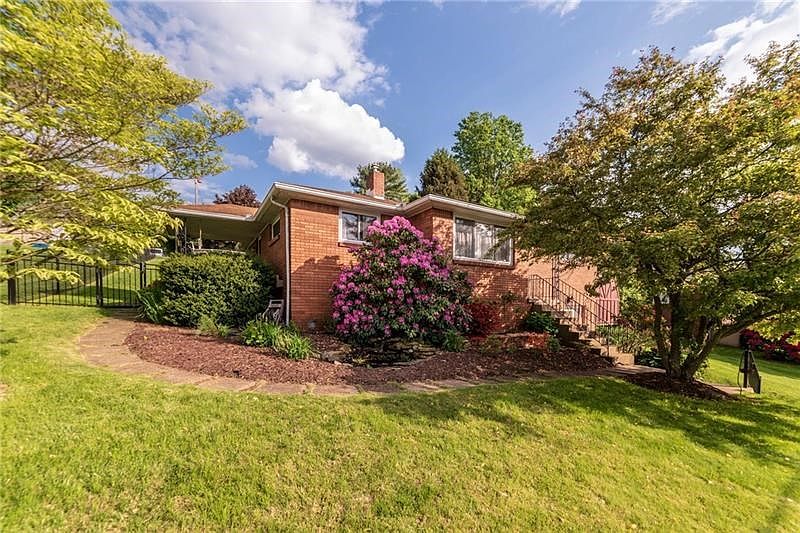 1st image of 10668 Roseway Blvd