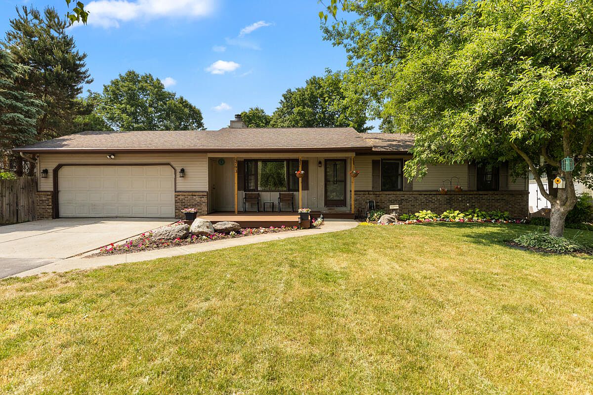 9793 Myers Lake Ave NE, Rockford, MI 49341 Zillow