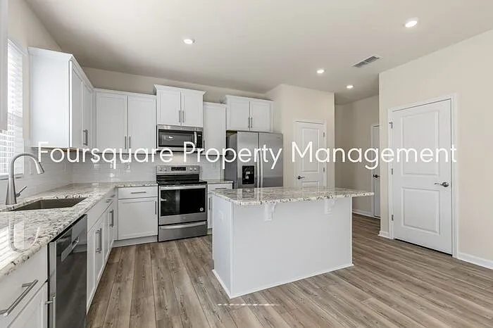 1716 Luna Way — Photo 21
