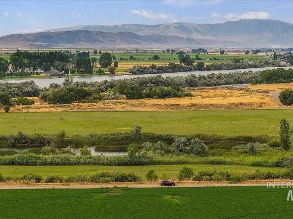 Wildflower Ln, Rupert, ID 83350