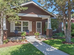 20644 Honeysuckle Ln, Bend, OR 97702