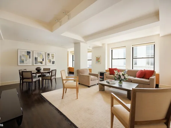 40 East 61st Street image 1 of 6