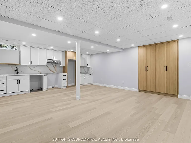 21 Kersey Cres — Photo 35