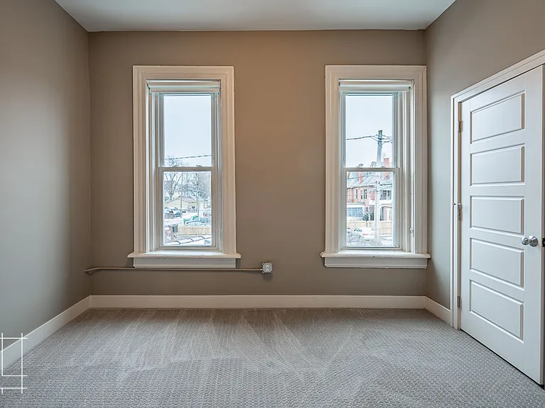 245 King Ave — Photo 28