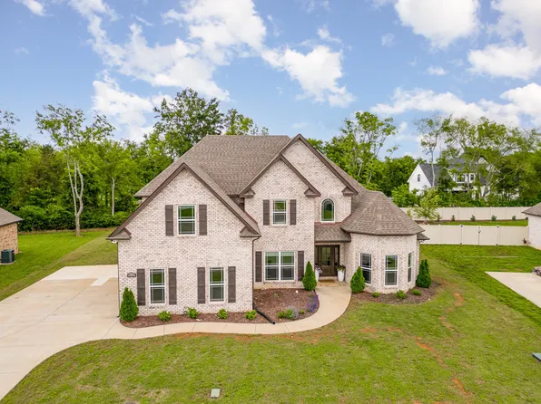 5120 Cedar Retreat Dr, Murfreesboro, TN 37129