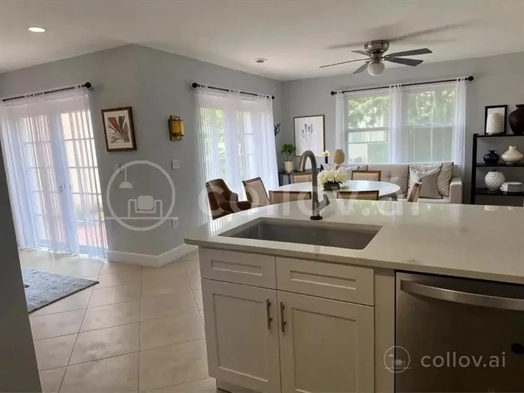 4 bed, 2.5 bath, 1810 sqft, $3,800 — Photo 3