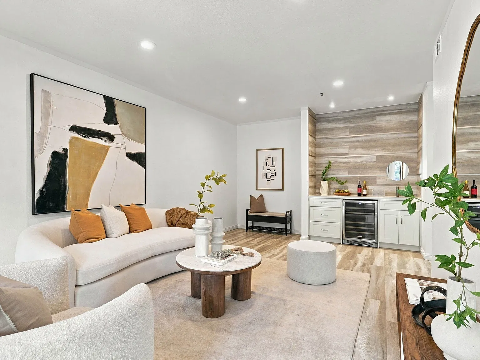 2 bed, 1249 sqft, $4,295 — Photo 1