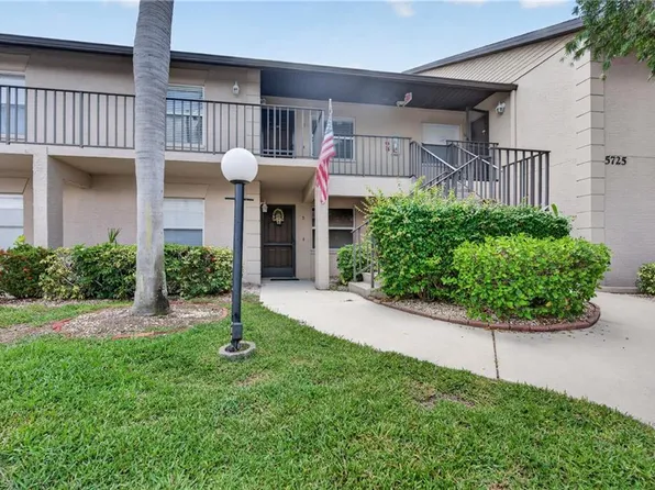 5725 Foxlake DR #5, NORTH FORT MYERS, FL 33917