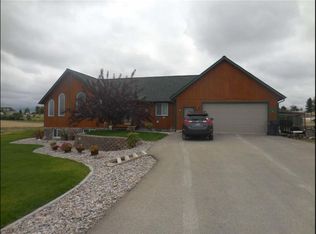 4 Badger Run Dr, Dillon, MT 59725