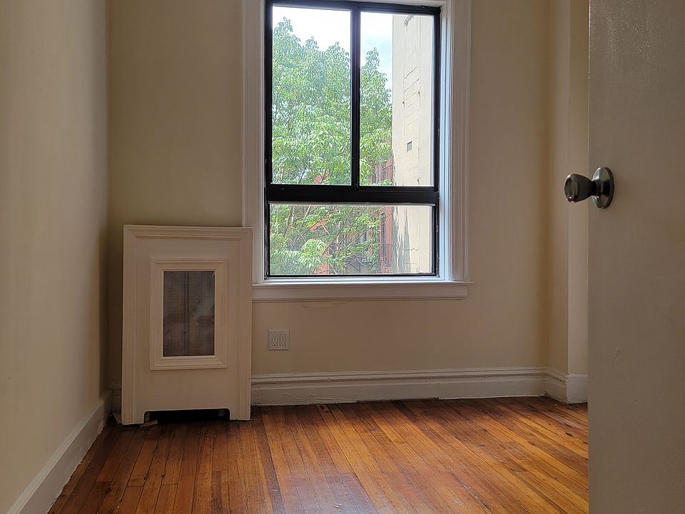 1st image of 300 W 49th St APT 300