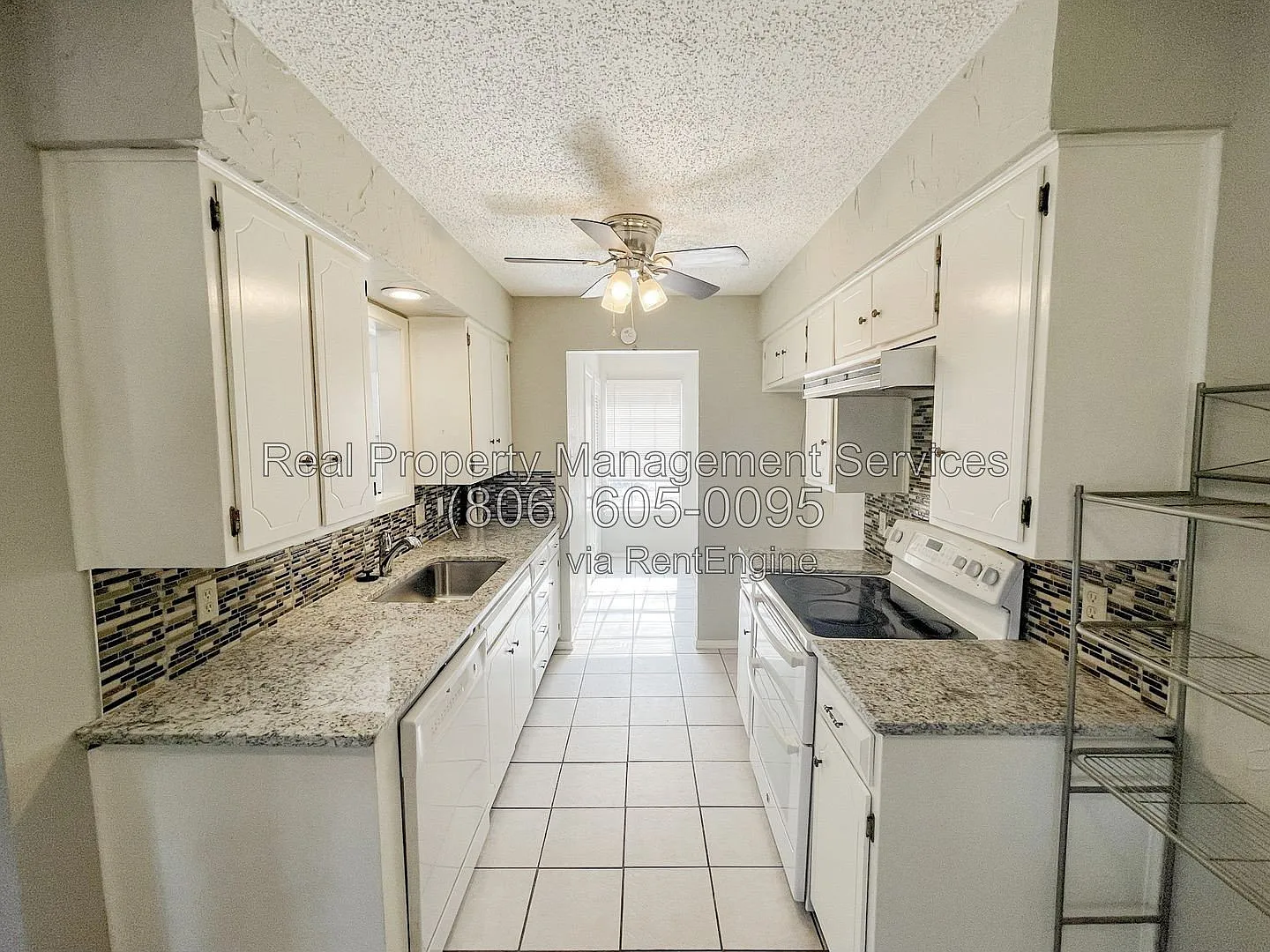 3 bed, 1.5 bath, 1512 sqft, $1,400 — Photo 3