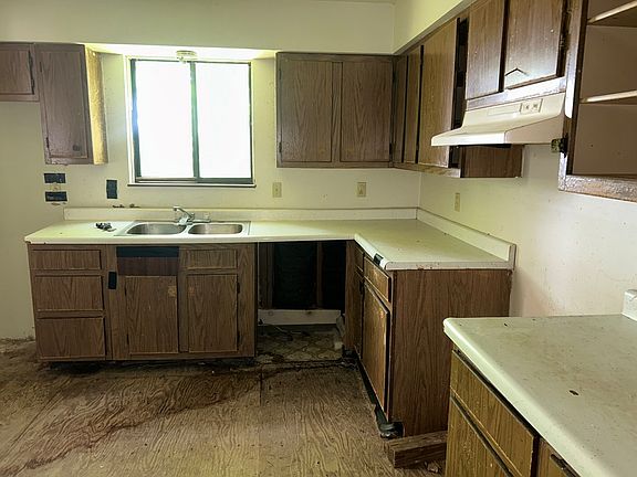 5th image of 1223 Leatherwood Dr