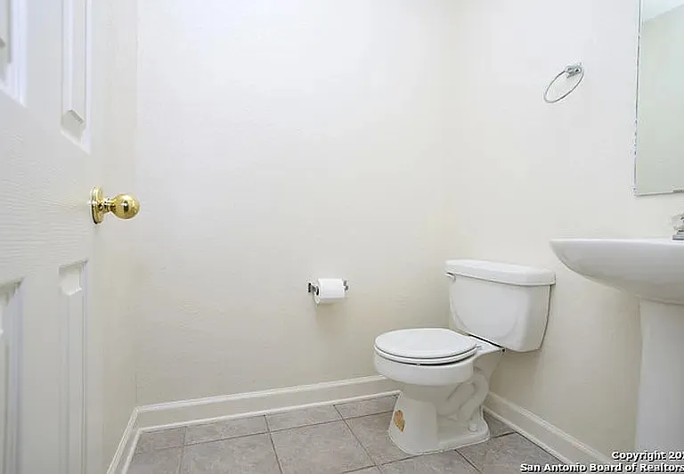 10002 Powderhouse Dr — Photo 25