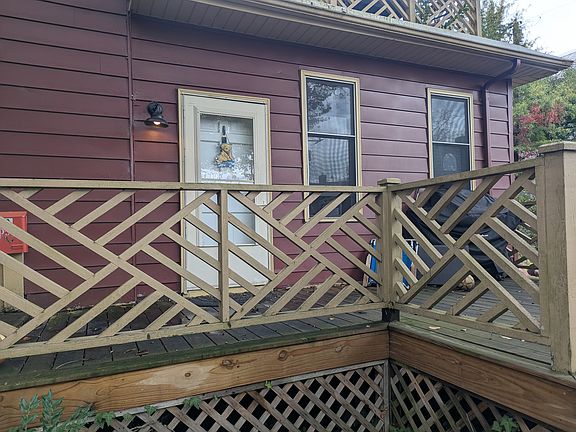 4th image of 410 Pembroke Ave #5