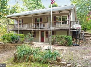 96 Edge Of Woods Ln, Hedgesville, WV