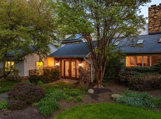 3 Brook Farm Ct, Cockeysville, MD 21030