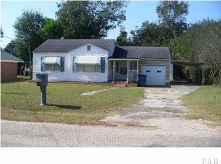 106 Mintz Ln, Cantonment, FL 32533
