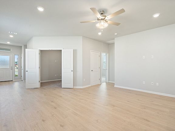 2nd image of 178 White Horses Dr